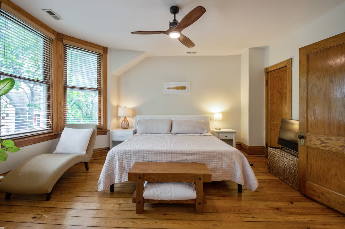 Bedroom with a ceiling fan